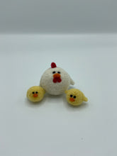 Load image into Gallery viewer, Hen and Chick Needle Felting Kit