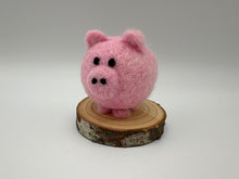 Load image into Gallery viewer, Petite Piggy Needle Felting Kit
