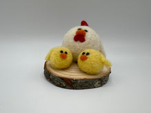 Load image into Gallery viewer, Hen and Chick Needle Felting Kit
