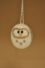 Load image into Gallery viewer, needle felted owl
